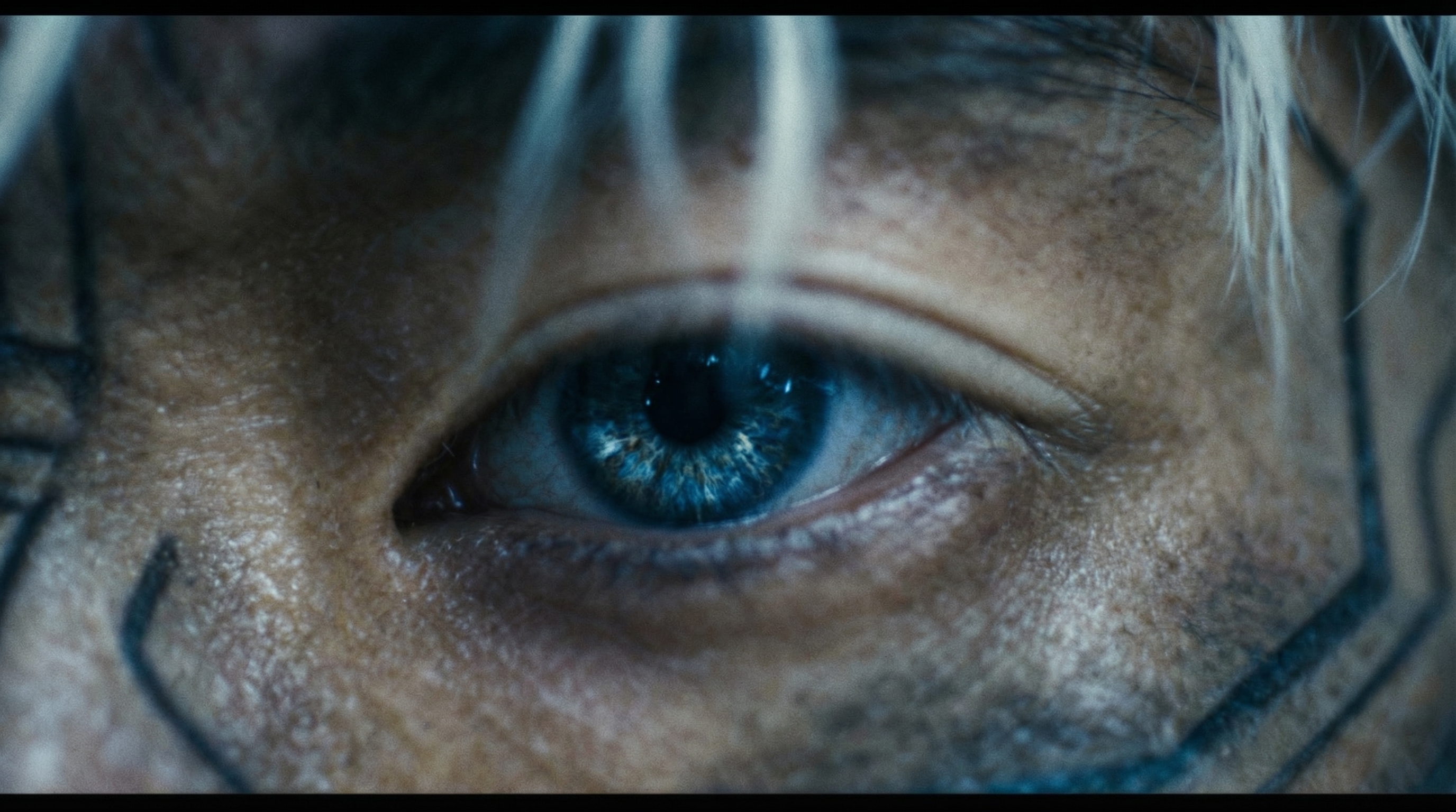 Lock your first and last frame